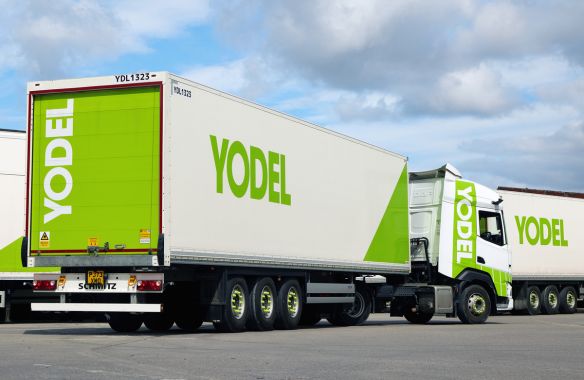 80 leichte KEP-Sattelkoffer für Yodel